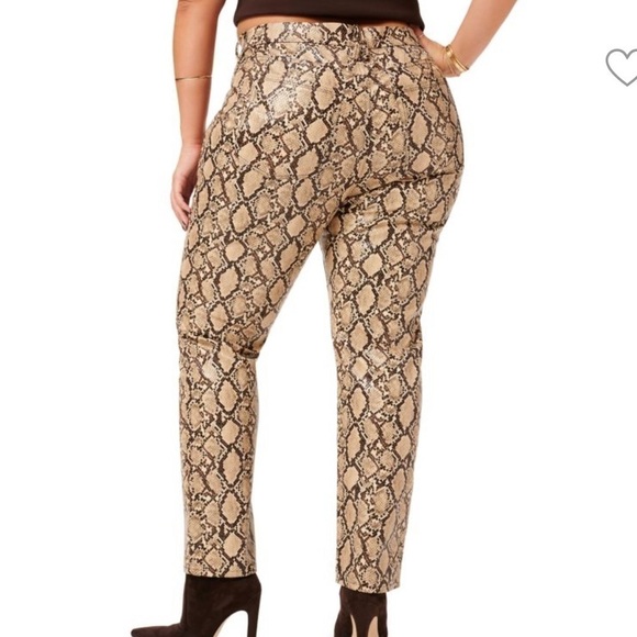 Good American Good Classic Faux Snake Skin Faux Leather Pants - Picture 4 of 7